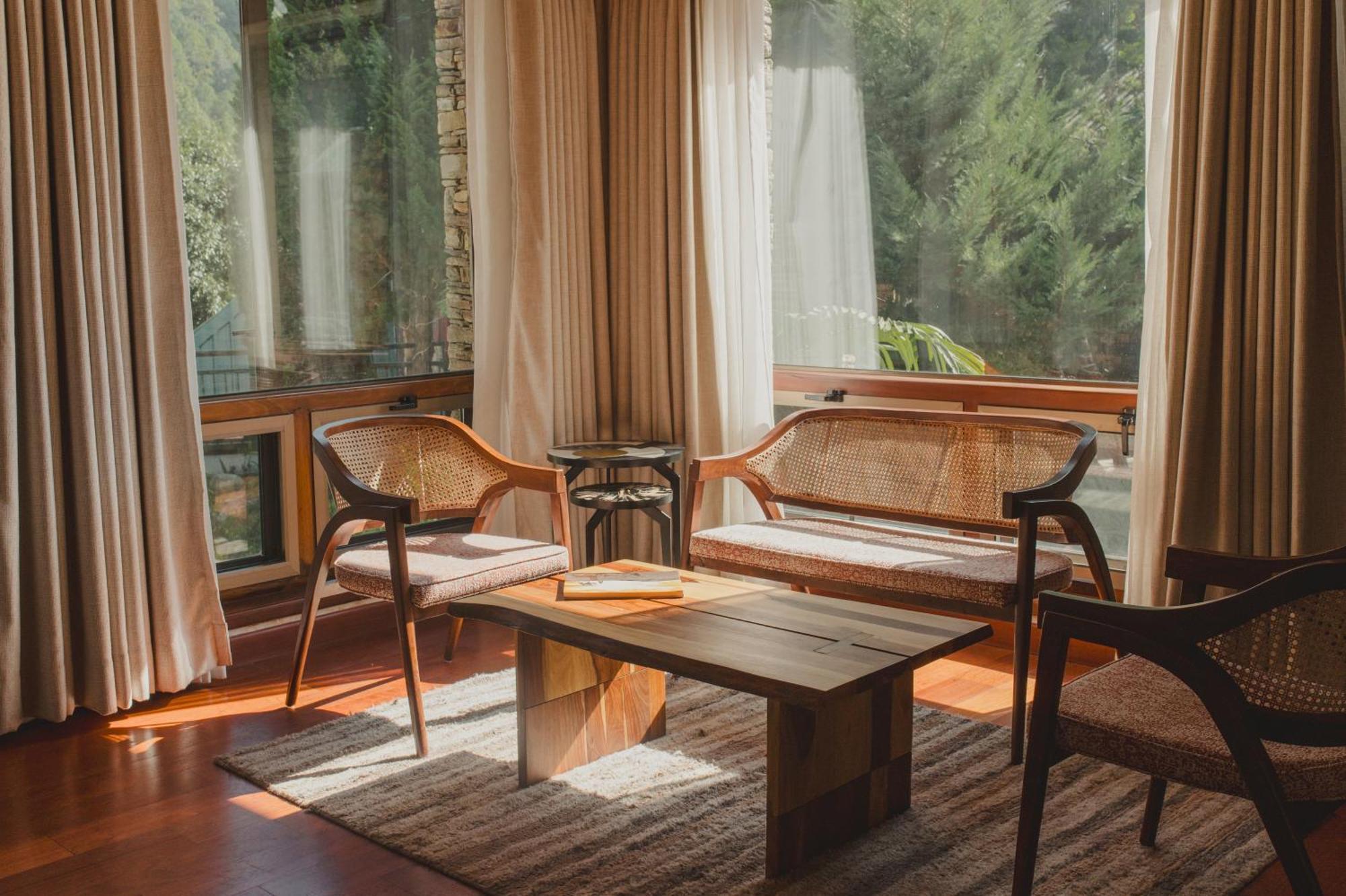 Brij Atmanya Bhowali, Nainital, A Luxury Mountain Escape Buitenkant foto