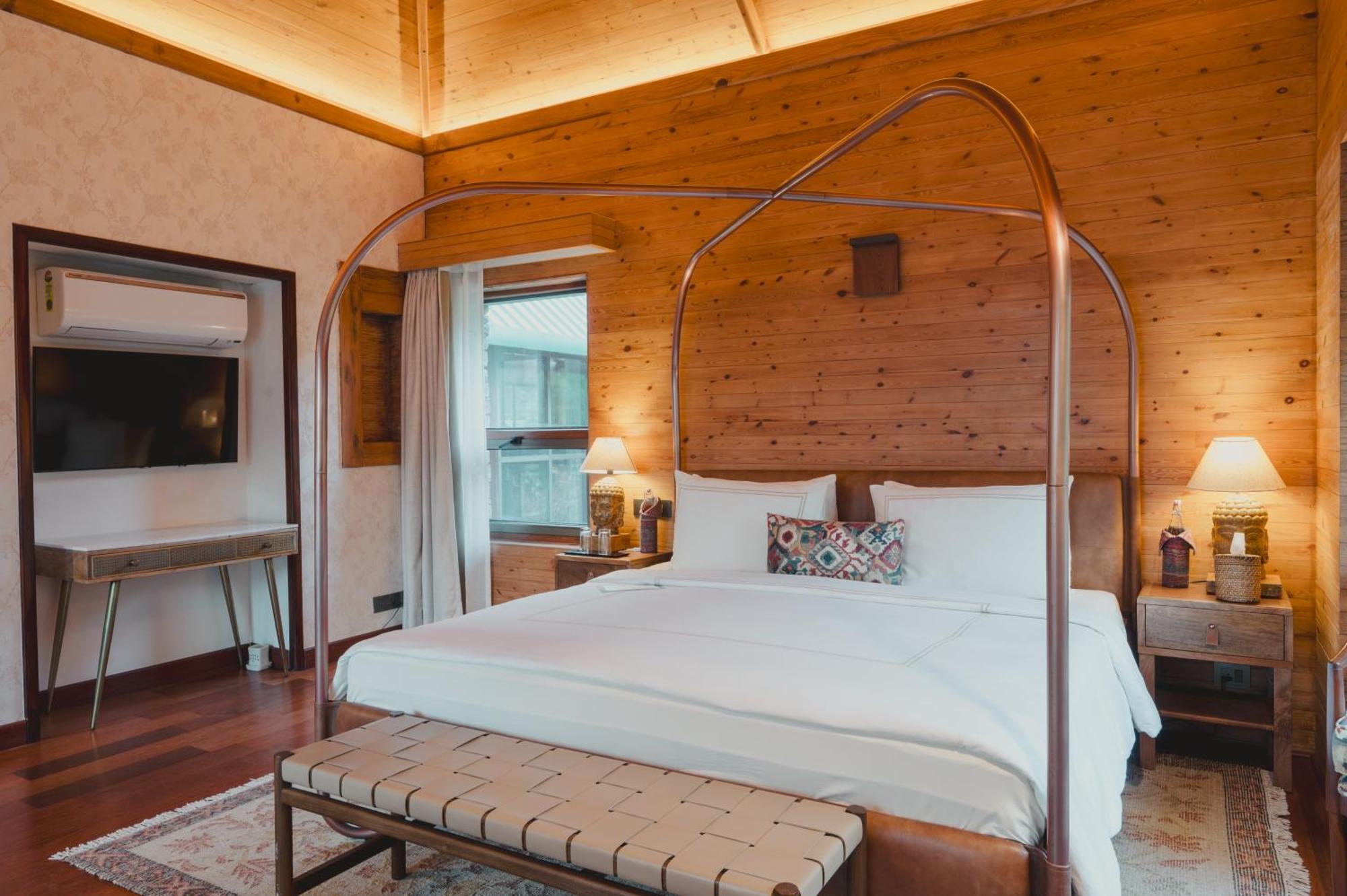 Brij Atmanya Bhowali, Nainital, A Luxury Mountain Escape Buitenkant foto